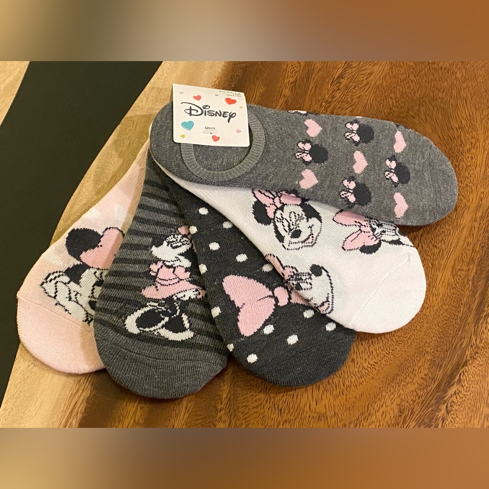 5-Pair Minnie Mouse “No show” Sock Set